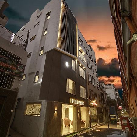Hotel Kaca Inn-By Haveliya Hotels- Traveller'S Choice Award Winner 2025 Nueva Delhi Exterior foto