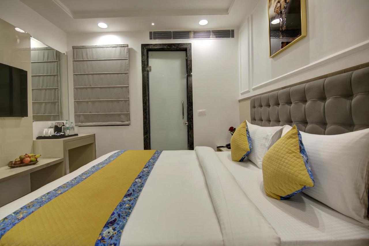 Hotel Kaca Inn-By Haveliya Hotels- Traveller'S Choice Award Winner 2025 Nueva Delhi Exterior foto
