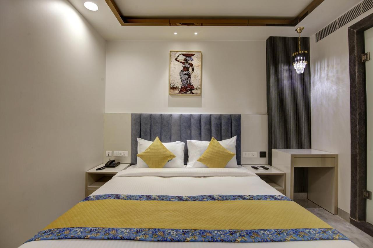Hotel Kaca Inn-By Haveliya Hotels- Traveller'S Choice Award Winner 2025 Nueva Delhi Exterior foto