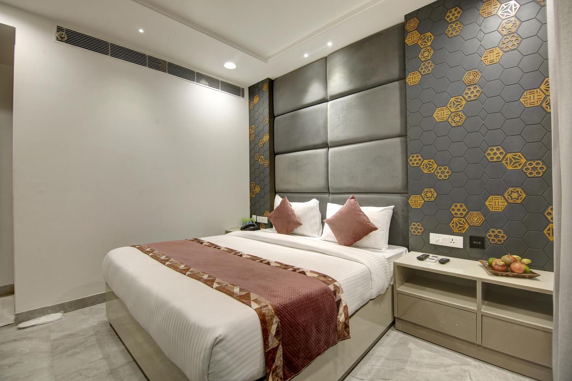 Hotel Kaca Inn-By Haveliya Hotels- Traveller'S Choice Award Winner 2025 Nueva Delhi Exterior foto